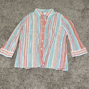Women’s Button up blouse